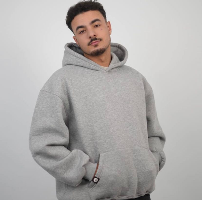 Essential Oversized Hoodie – Black